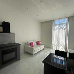 https://casa-ariane.hotelitalianriviera.com